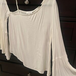Leith Off the Shoulder Cream Blouse Size Medium Condition: New With Tags